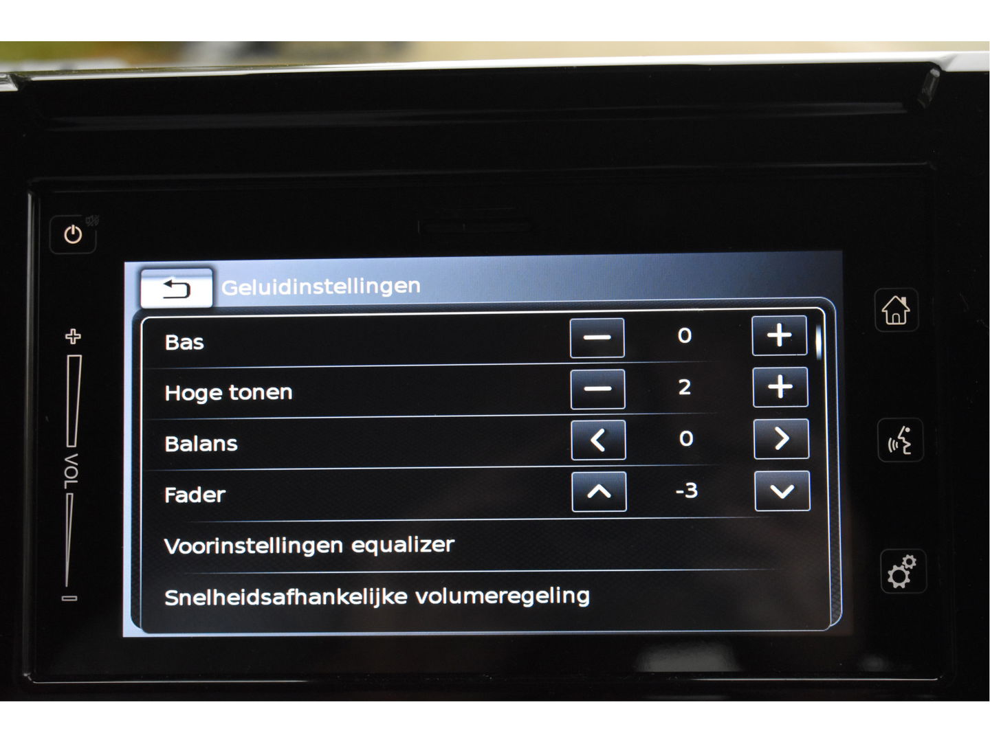 Suzuki Jimny 1.5 Stijl Allgrip 4WD Two-tone | Uniek | NL-Auto | Afn.trekhaak | Carplay/Anroid | Nav | DAB | Stoelverwarming | Climate Control | Nieuwstaat