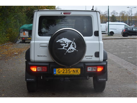 Suzuki Jimny 1.5 Stijl Allgrip 4WD Two-tone | Uniek | NL-Auto | Afn.trekhaak | Carplay/Anroid | Nav | DAB | Stoelverwarming | Climate Control | Nieuwstaat