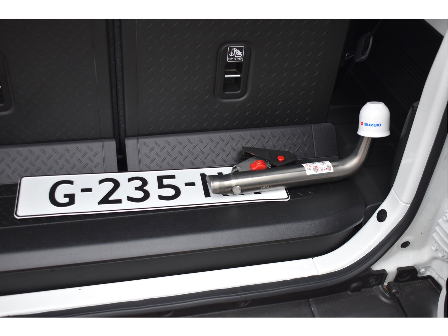 Suzuki Jimny 1.5 Stijl Allgrip 4WD Two-tone | Uniek | NL-Auto | Afn.trekhaak | Carplay/Anroid | Nav | DAB | Stoelverwarming | Climate Control | Nieuwstaat