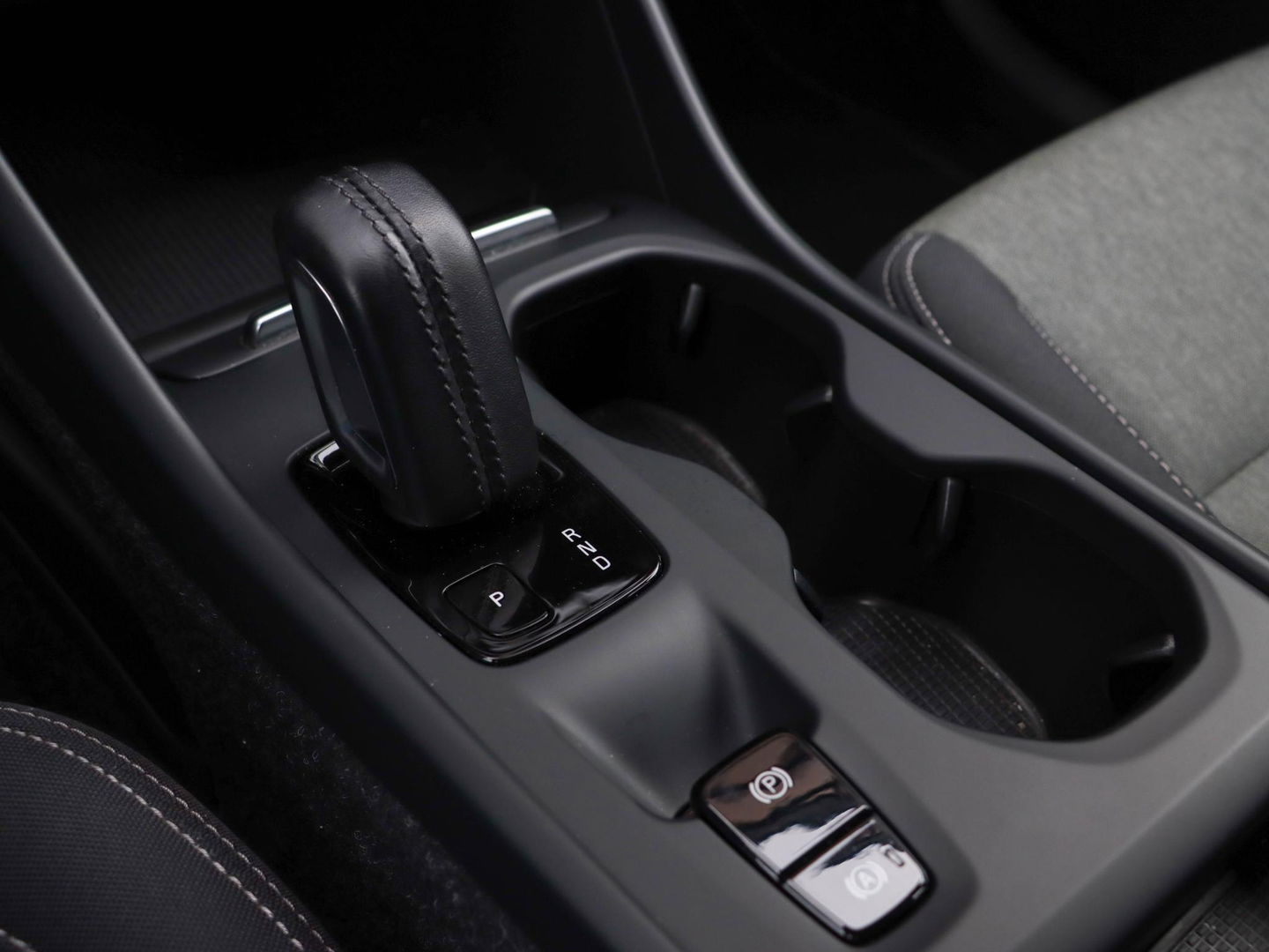 Volvo XC40 T4 Recharge Inscription Expression 211PK Climate Pack