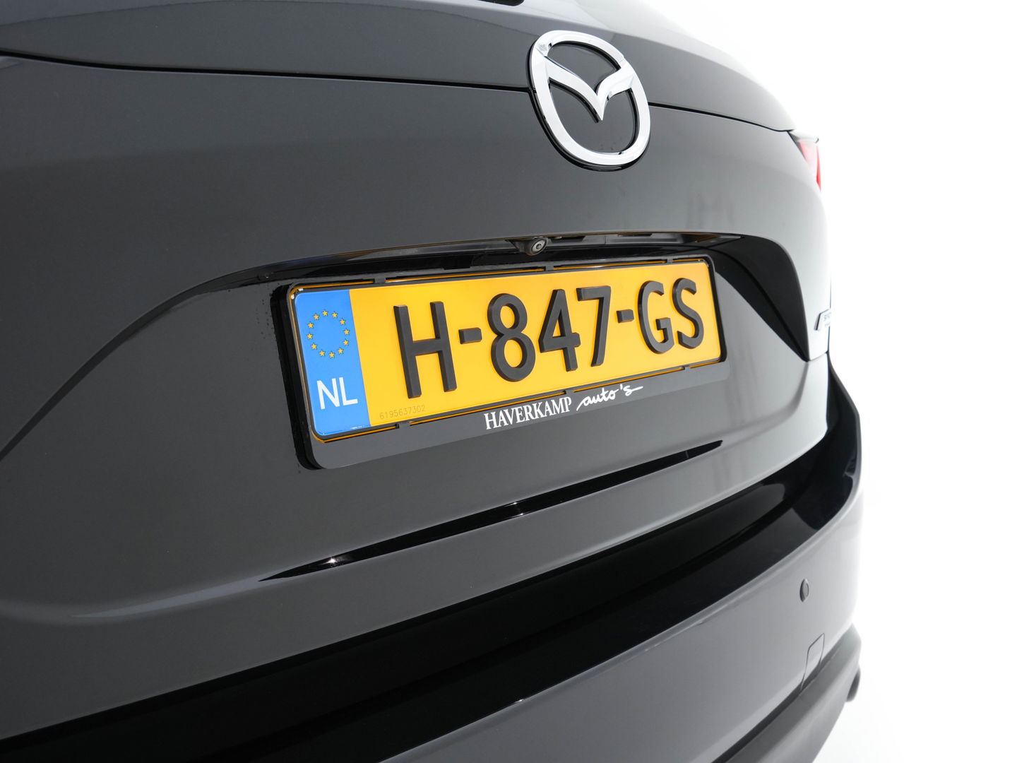 Mazda CX-5 2.2 4WD SkyActiv-D 184 Luxury *PANO | LUXURY-LEATHER | BOSE-SOUNDSYSTEM | FULL-LED | ADAPTIVE-CRUISE | MEMORY-PACK |  HEAD-UP | KEYLESS | TOP-VIEW | BLINDSPOT | HEATED/COOLED-COMFORTSEATS | NAVI-FULLMAP | LANE-ASSIST |  .