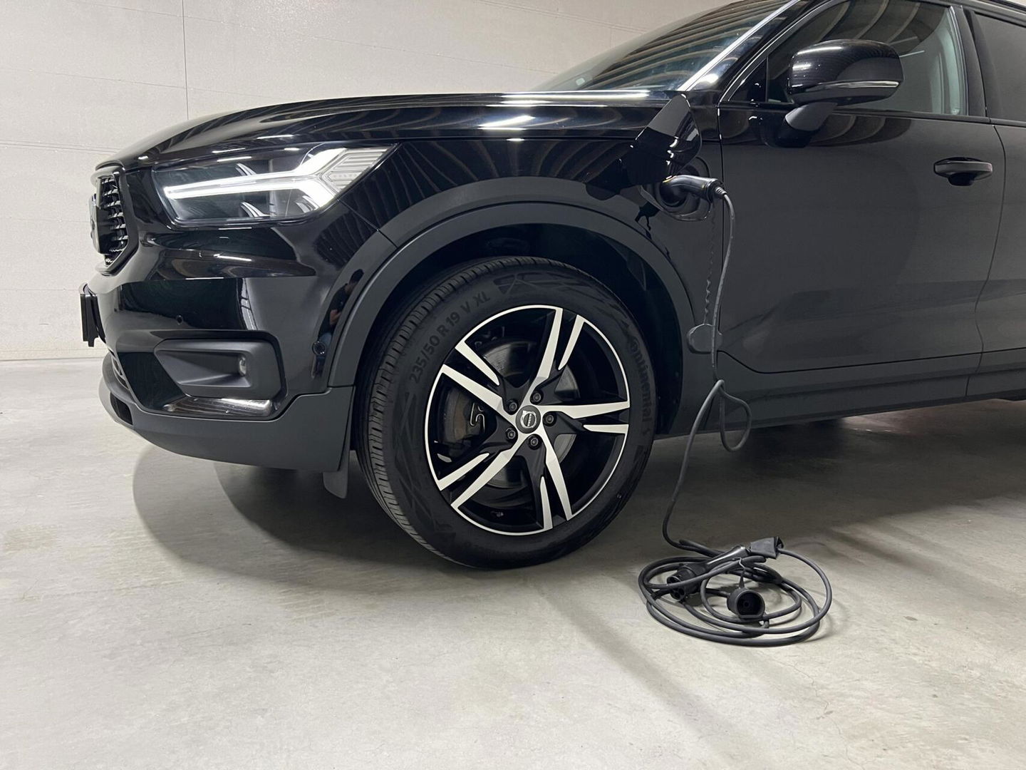 Volvo XC40 1.5 T5 Recharge R-Design Pano H/K 360° ACC Autopilot