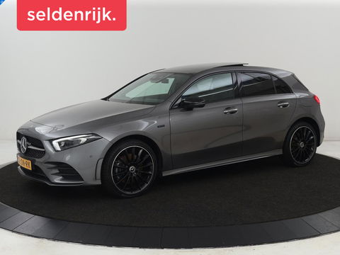 Mercedes-Benz A-Klasse 250e AMG Night | Panoramadak | Adaptive cruise | Leder | Stoelventilatie | Carplay | Head-Up | Keyless | Memory | Burmester | Camera | Sfeerverlichting | Stoelverwarming | PHEV | Plug In