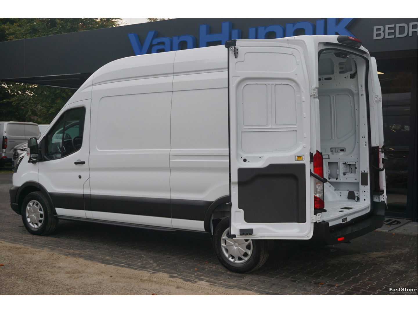 Ford Transit 350L 130PK L3H3 BPM VRIJ!! Navi, 360° Camera, Adap. Cruise, 270° Deur!! NR. A44