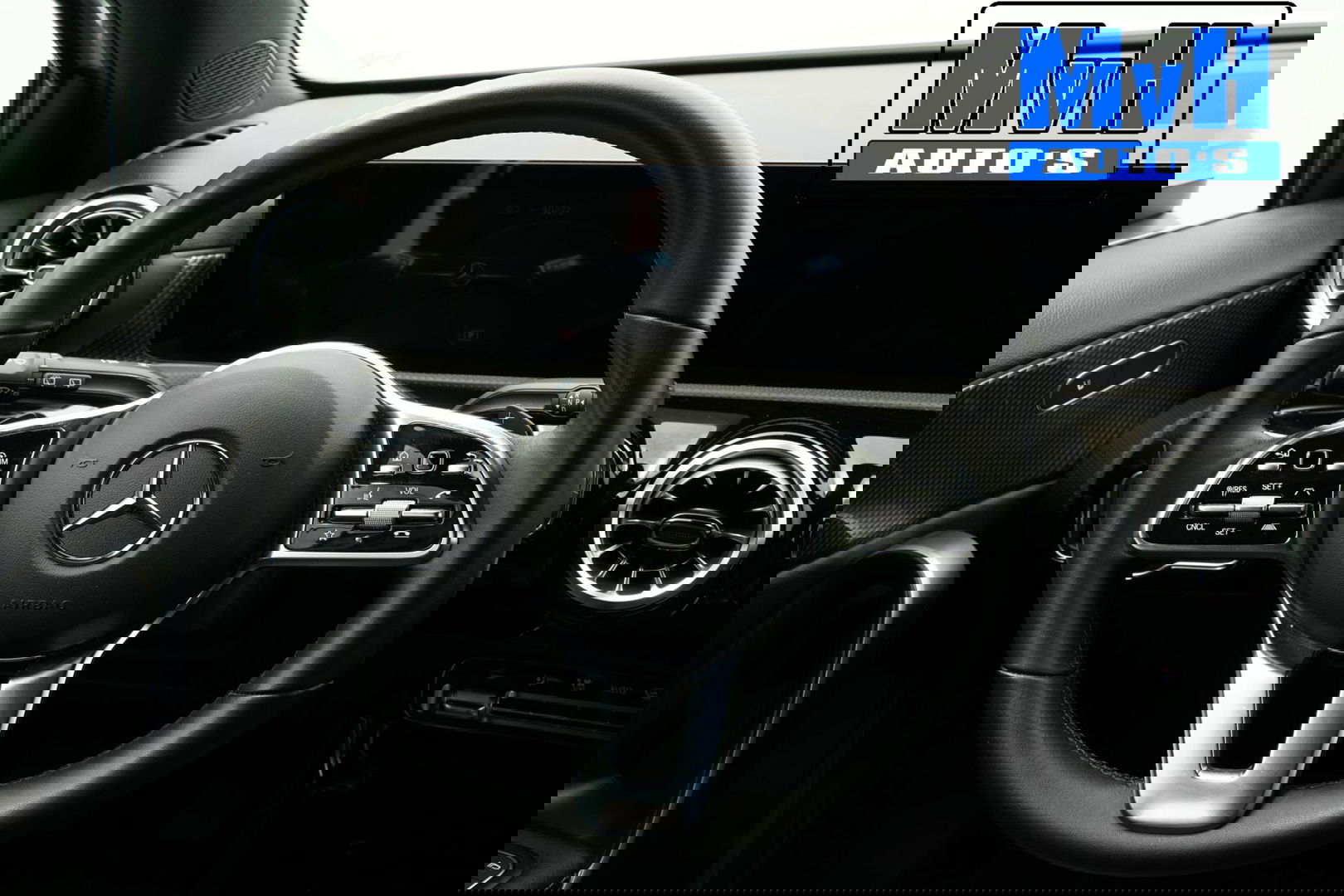 Mercedes-Benz A-Klasse 180 Premium Plus|PARELMOER|SFEERVERL|CAMERA