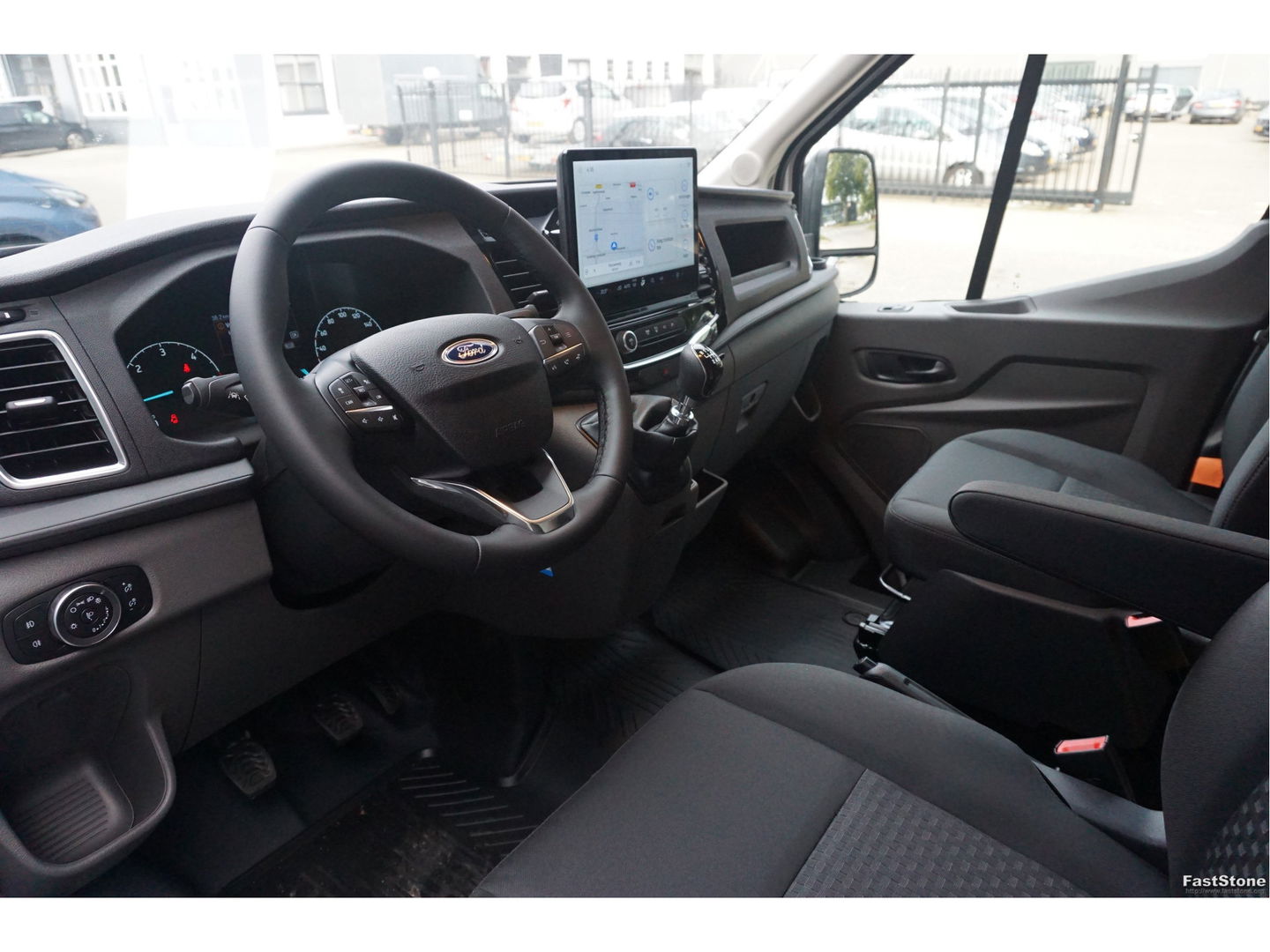 Ford Transit 350L 130PK L3H2 Trend BPM VRIJ!! 12" Sync Navi, Camera, Adap. Cruise, Trekhaak!! NR. A17