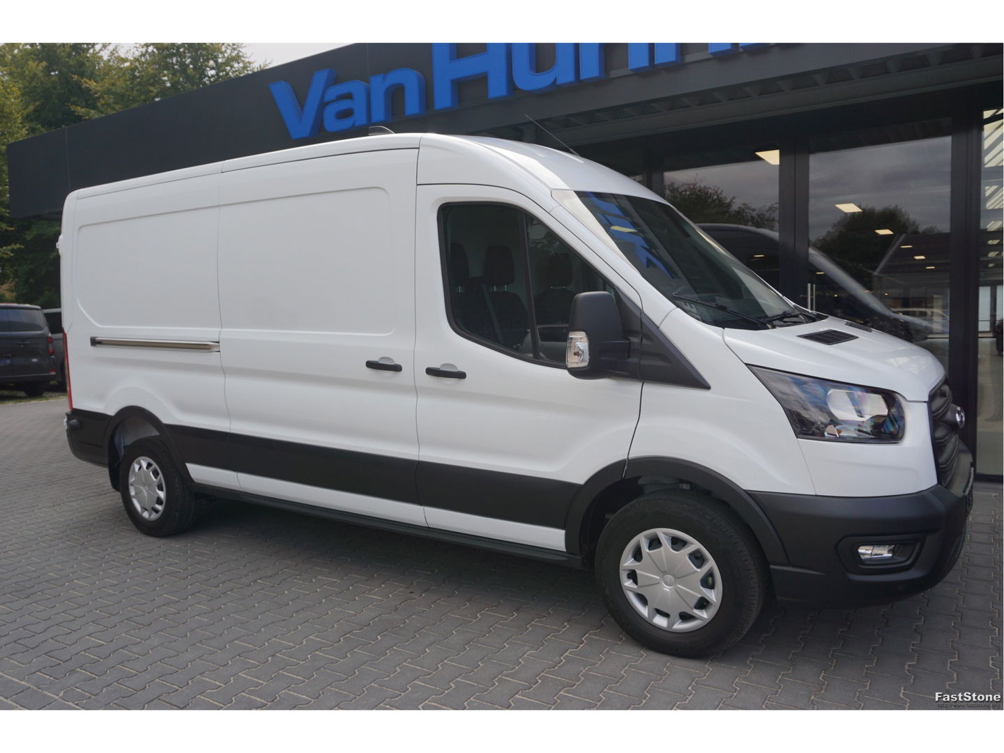 Ford Transit 350L 130PK AUT L3H2 BPM VRIJ!! 12" Sync 4 Navi, Camera, 270° Deur, 230V Omvormer!! NR. A79