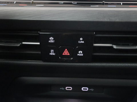 Volkswagen Golf 1.4 eHybrid Style | Trekhaak | Stoelverwarming | Massage | Carplay | Memory | Navigatie | Adaptive cruise | Full LED | Parkeerhulp | Sfeerverlichting | PHEV | Plug In