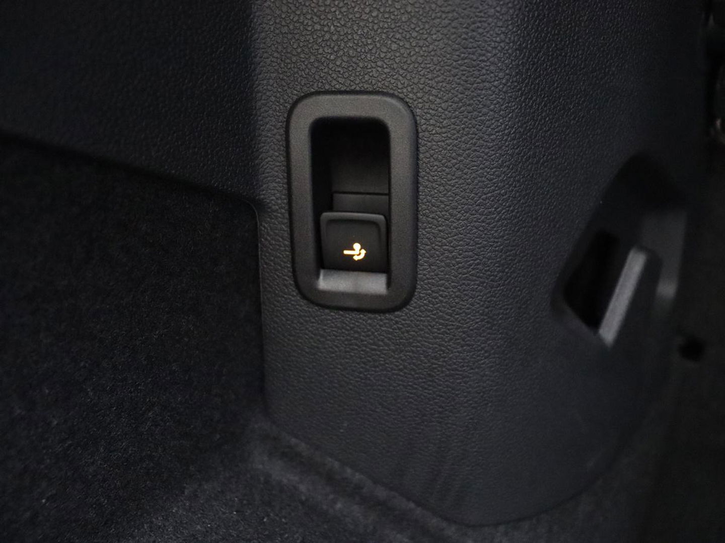 Volkswagen Golf 1.4 eHybrid Style | Trekhaak | Stoelverwarming | Massage | Carplay | Memory | Navigatie | Adaptive cruise | Full LED | Parkeerhulp | Sfeerverlichting | PHEV | Plug In