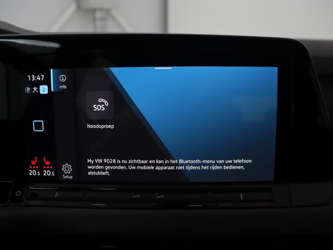 Volkswagen Golf 1.4 eHybrid Style | Trekhaak | Stoelverwarming | Massage | Carplay | Memory | Navigatie | Adaptive cruise | Full LED | Parkeerhulp | Sfeerverlichting | PHEV | Plug In