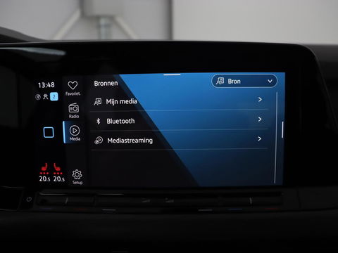 Volkswagen Golf 1.4 eHybrid Style | Trekhaak | Stoelverwarming | Massage | Carplay | Memory | Navigatie | Adaptive cruise | Full LED | Parkeerhulp | Sfeerverlichting | PHEV | Plug In