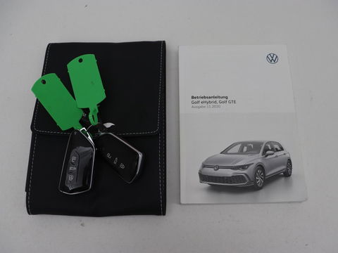 Volkswagen Golf 1.4 eHybrid Style | Trekhaak | Stoelverwarming | Massage | Carplay | Memory | Navigatie | Adaptive cruise | Full LED | Parkeerhulp | Sfeerverlichting | PHEV | Plug In