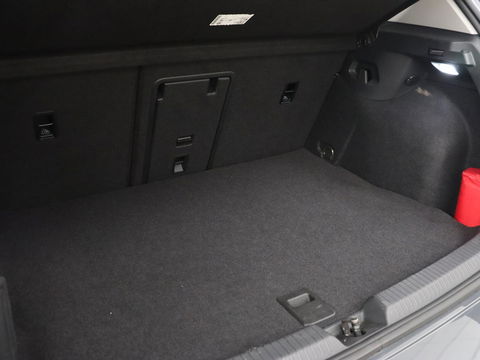 Volkswagen Golf 1.4 eHybrid Style | Trekhaak | Stoelverwarming | Massage | Carplay | Memory | Navigatie | Adaptive cruise | Full LED | Parkeerhulp | Sfeerverlichting | PHEV | Plug In