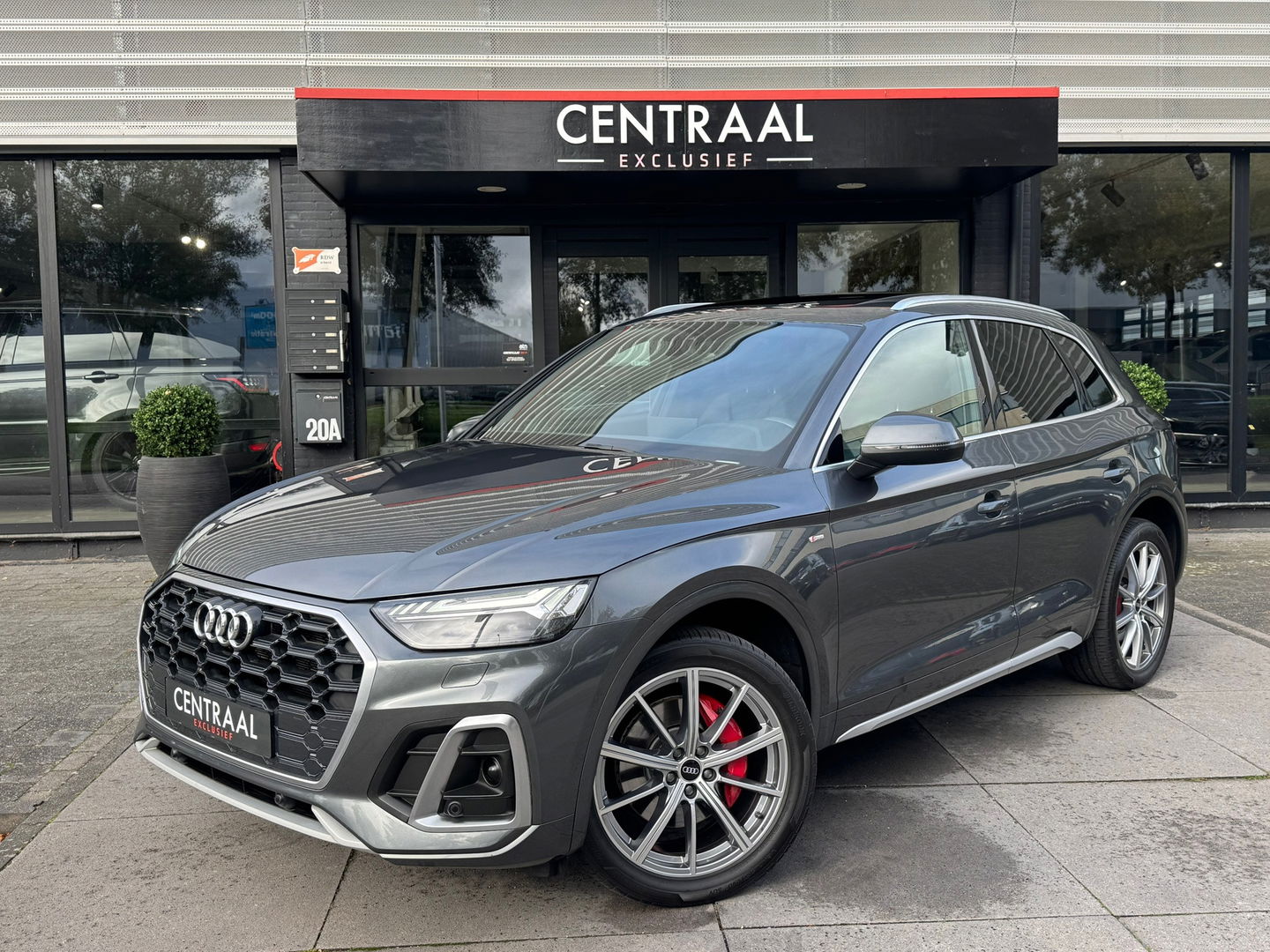 Audi Q5 50 TFSIe Quattro S-Line Pano|Camera|ACC|Carplay|Keyless|Matrix|Ambient Light|Virtual Cockpit|299PK