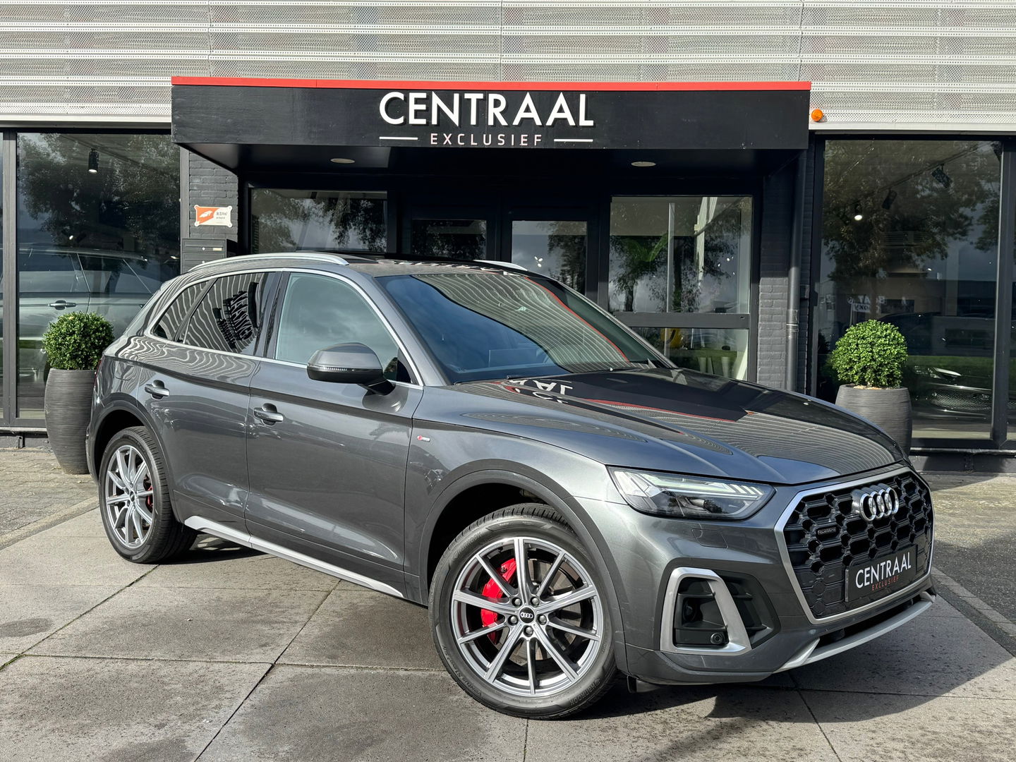Audi Q5 50 TFSIe Quattro S-Line Pano|Camera|ACC|Carplay|Keyless|Matrix|Ambient Light|Virtual Cockpit|299PK