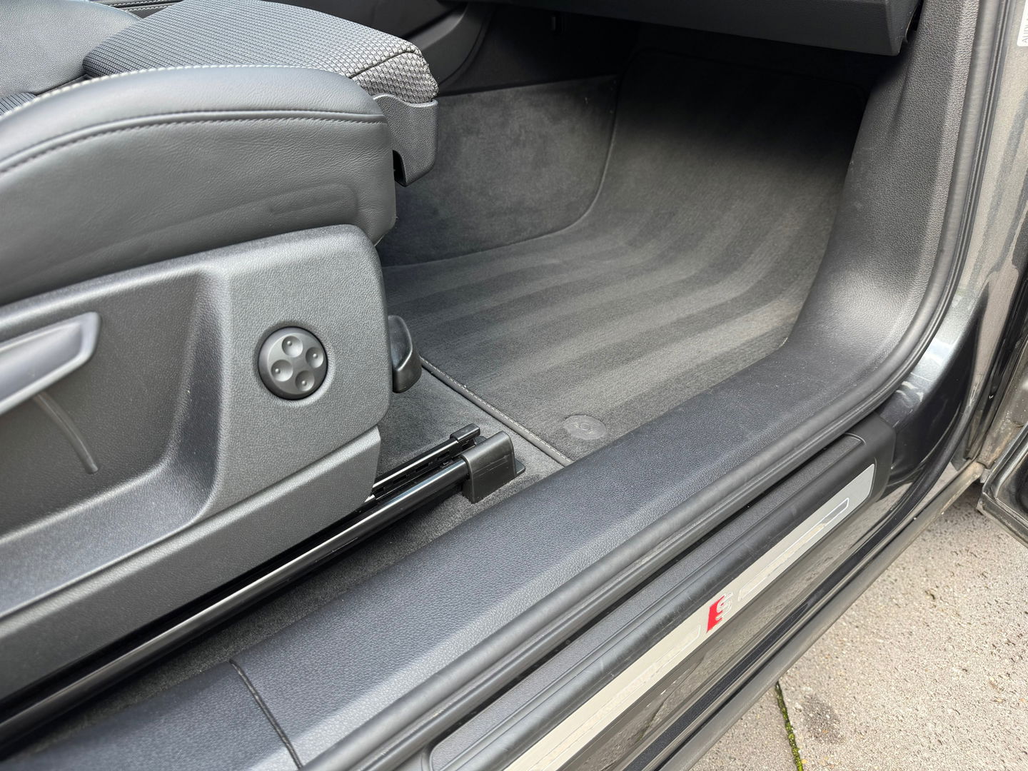 Audi Q5 50 TFSIe Quattro S-Line Pano|Camera|ACC|Carplay|Keyless|Matrix|Ambient Light|Virtual Cockpit|299PK