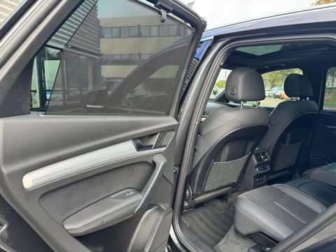 Audi Q5 50 TFSIe Quattro S-Line Pano|Camera|ACC|Carplay|Keyless|Matrix|Ambient Light|Virtual Cockpit|299PK