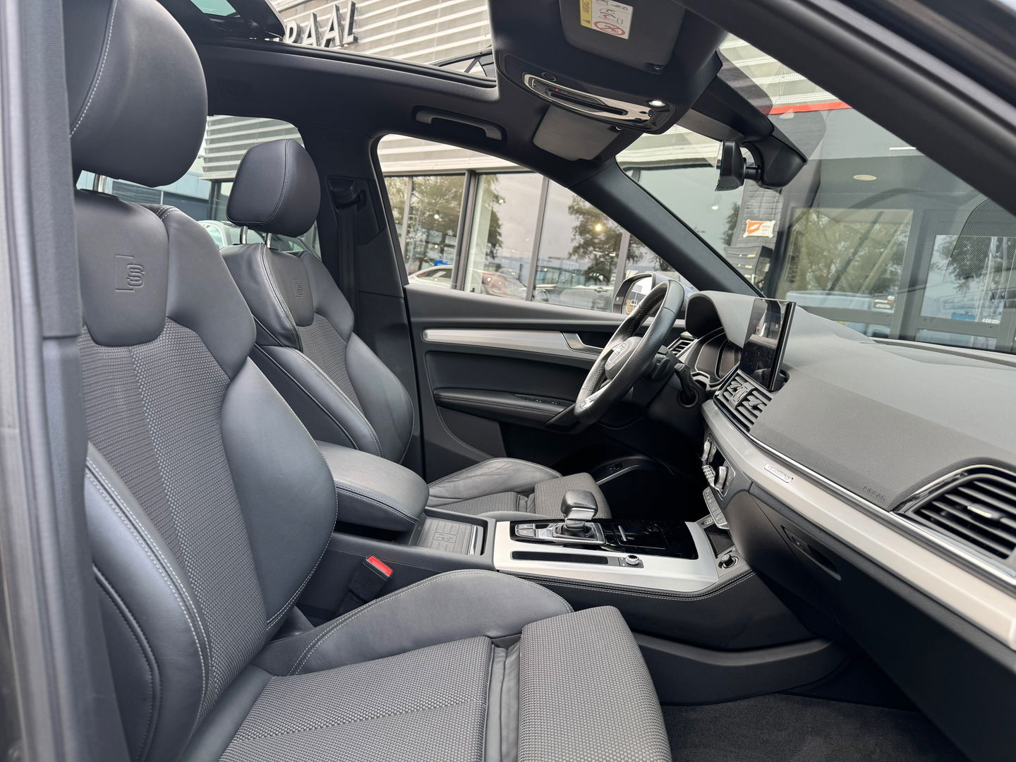 Audi Q5 50 TFSIe Quattro S-Line Pano|Camera|ACC|Carplay|Keyless|Matrix|Ambient Light|Virtual Cockpit|299PK