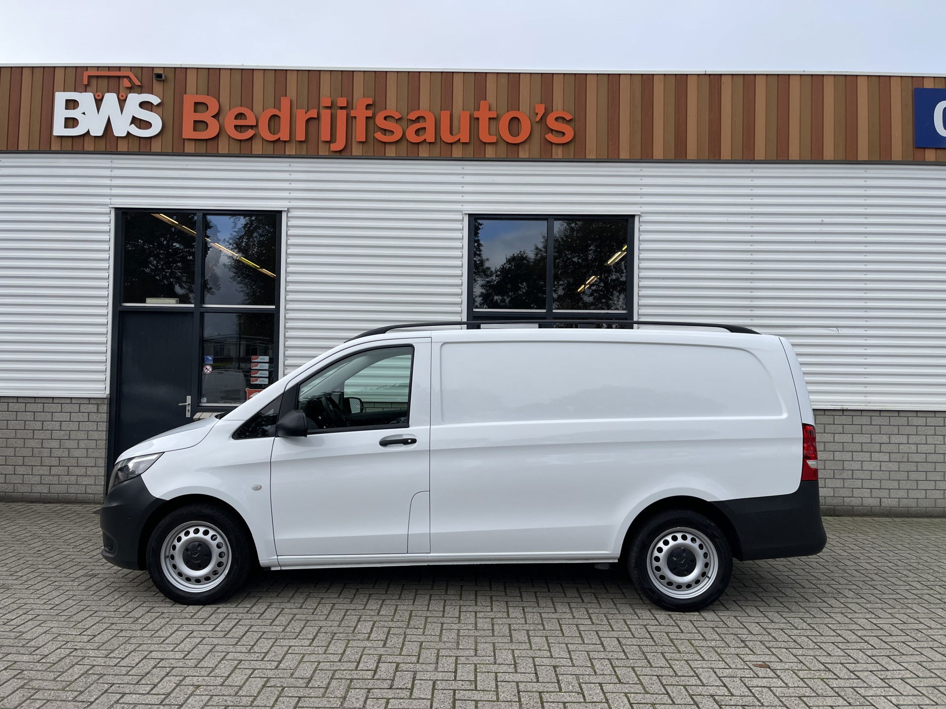 Mercedes-Benz Vito 119 CDI 190pk Lang L2H1 automaat / vaste prijs rijklaar € 20.950 ex / lease vanaf € 342 / airco / cruise / navi / camera / achterklep / euro 6 diesel / bpm vrij !