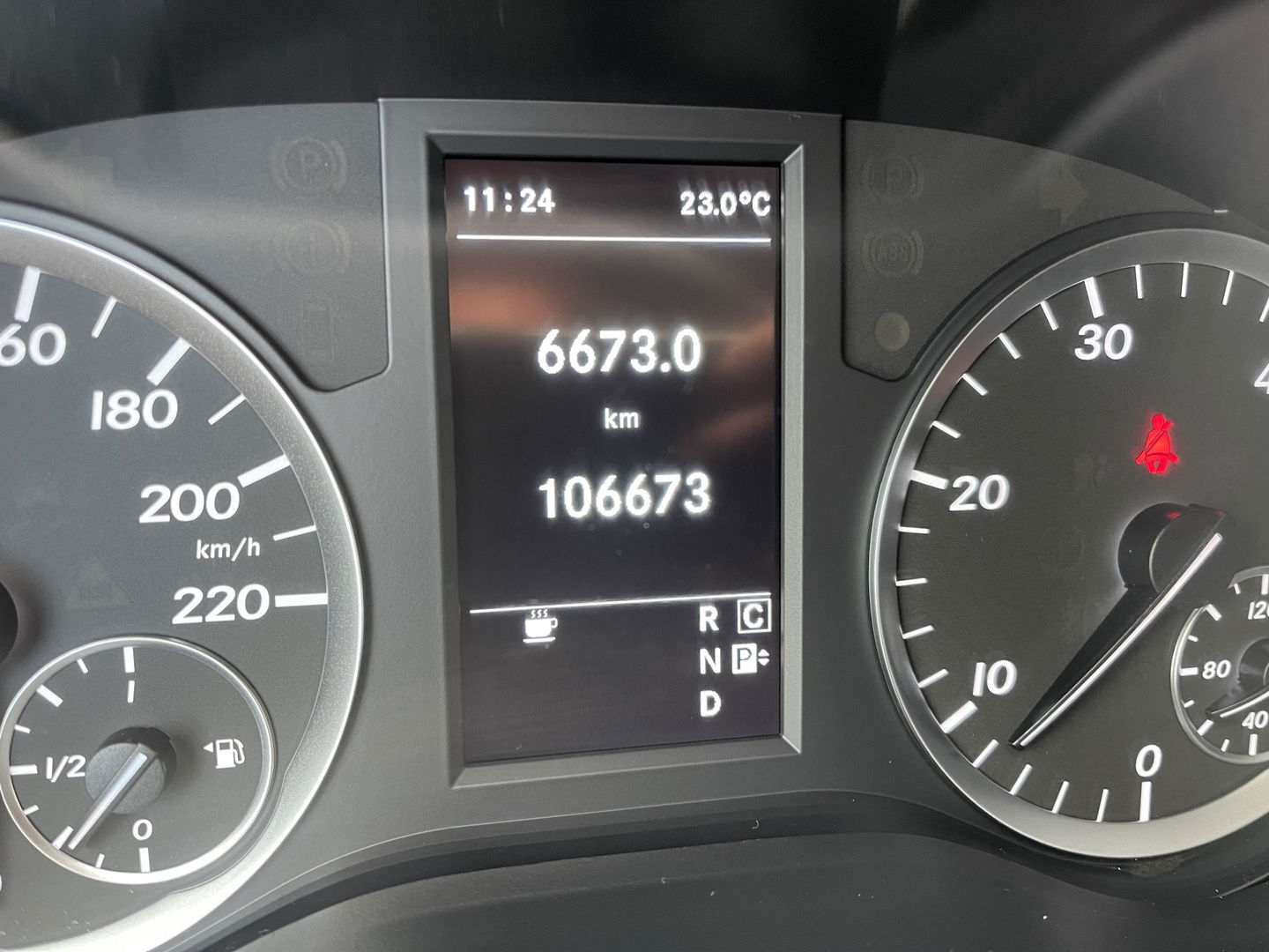 Mercedes-Benz Vito 119 CDI 190pk Lang L2H1 automaat / vaste prijs rijklaar € 20.950 ex / lease vanaf € 342 / airco / cruise / navi / camera / achterklep / euro 6 diesel / bpm vrij !