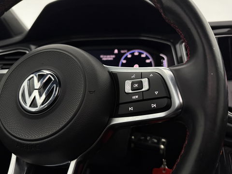 Volkswagen T-Roc 1.5 TSI Sport 150PK | Pano | Virtual | Camera | Carplay | Sfeerverl. | Adaptive Cruise | Stoelverw.