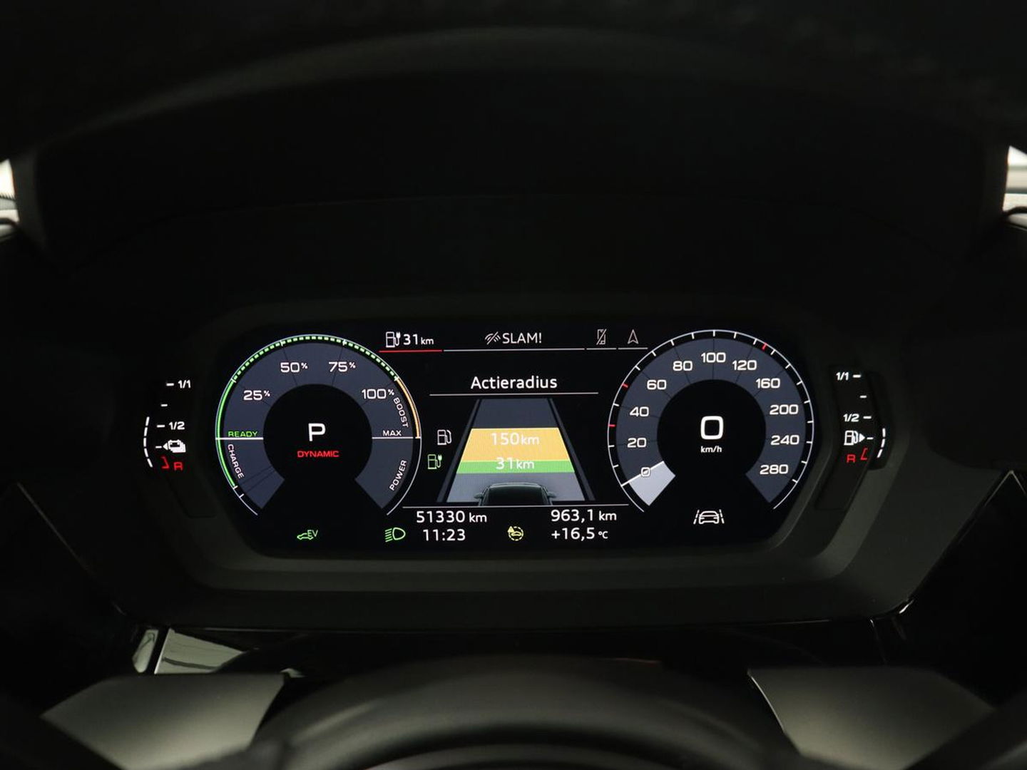 Audi A3 45 TFSI e S Line | Stoelverwarming | Camera | Sfeerverlichting | Virtual Cockpit | Carplay | Navigatie | Sportstoelen | 18'' | Climate control | PHEV | Plug In