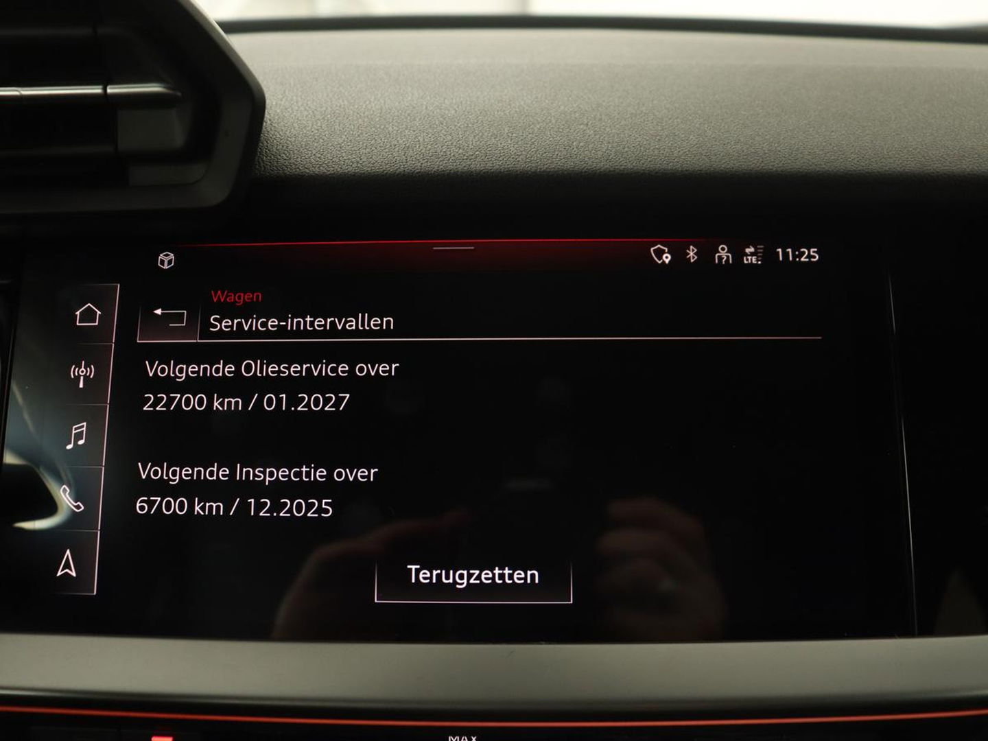 Audi A3 45 TFSI e S Line | Stoelverwarming | Camera | Sfeerverlichting | Virtual Cockpit | Carplay | Navigatie | Sportstoelen | 18'' | Climate control | PHEV | Plug In