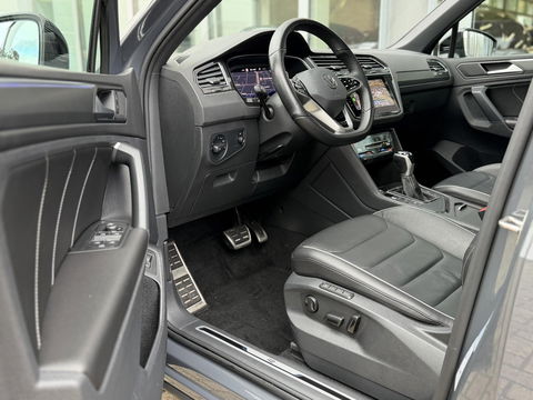 Volkswagen Tiguan 1.4 TSI eHybrid R-Line Business+ Black Style|SOH97%|Pano|Leer|Memory|Matrix|HUD|360Cam|Ad.Cruise|Trekhaak