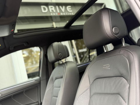 Volkswagen Tiguan 1.4 TSI eHybrid R-Line Business+ Black Style|SOH97%|Pano|Leer|Memory|Matrix|HUD|360Cam|Ad.Cruise|Trekhaak