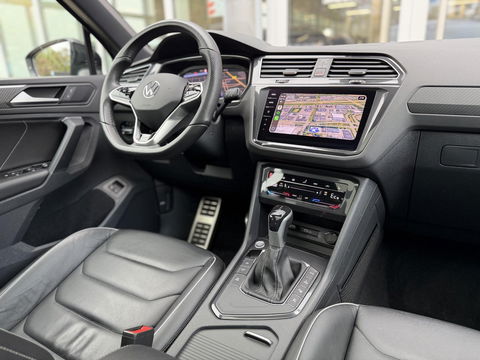 Volkswagen Tiguan 1.4 TSI eHybrid R-Line Business+ Black Style|SOH97%|Pano|Leer|Memory|Matrix|HUD|360Cam|Ad.Cruise|Trekhaak