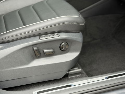 Volkswagen Tiguan 1.4 TSI eHybrid R-Line Business+ Black Style|SOH97%|Pano|Leer|Memory|Matrix|HUD|360Cam|Ad.Cruise|Trekhaak