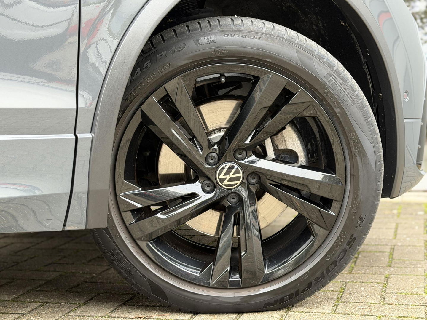 Volkswagen Tiguan 1.4 TSI eHybrid R-Line Business+ Black Style|SOH97%|Pano|Leer|Memory|Matrix|HUD|360Cam|Ad.Cruise|Trekhaak