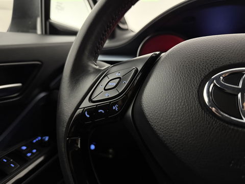 Toyota C-HR 2.0 Hybrid 217PK Business Plus | Camera | Trekhaak | JBL Audio | Carplay | Cruise | Keyless | NAP