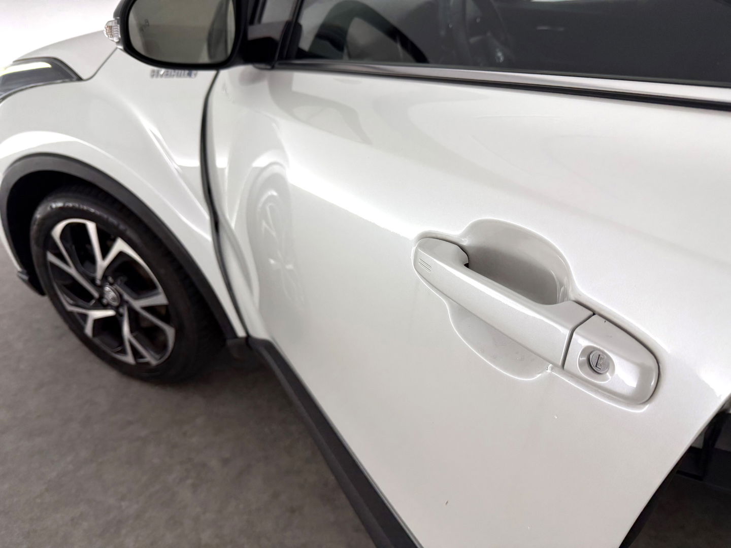 Toyota C-HR 2.0 Hybrid 217PK Business Plus | Camera | Trekhaak | JBL Audio | Carplay | Cruise | Keyless | NAP
