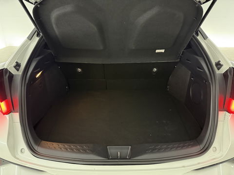 Toyota C-HR 2.0 Hybrid 217PK Business Plus | Camera | Trekhaak | JBL Audio | Carplay | Cruise | Keyless | NAP