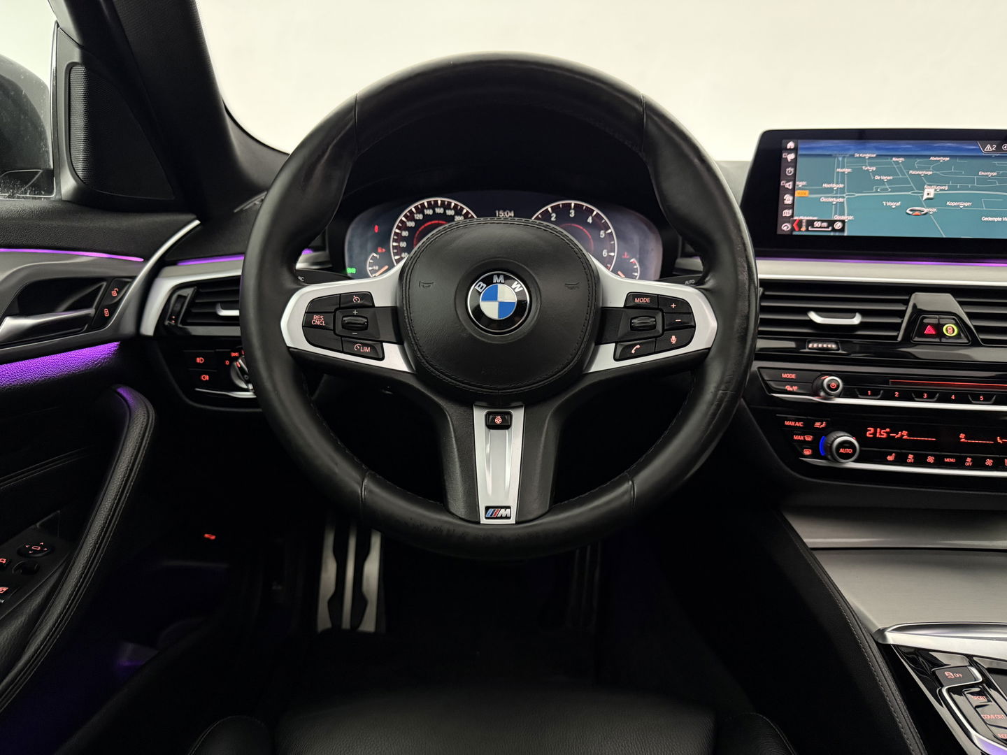BMW 5 Serie 520i High Executive M-Sport 184PK | Pano | Sfeerverl. | HuD | Virtual | Memory | Camera | Navi | Keyless | NAP
