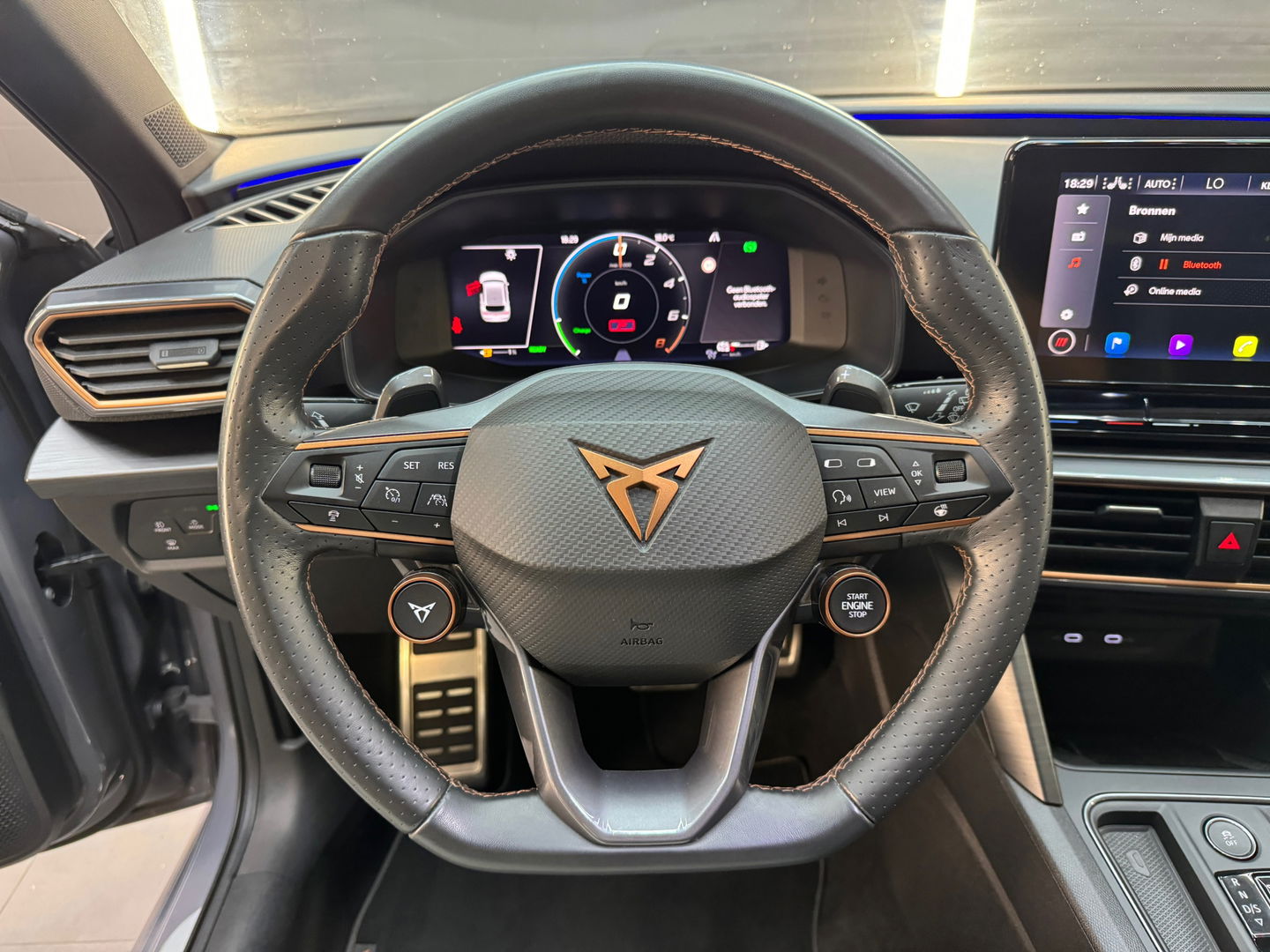CUPRA Leon 1.4 e-Hybrid VZ Performance Copper Pano|Sfeer|VOL