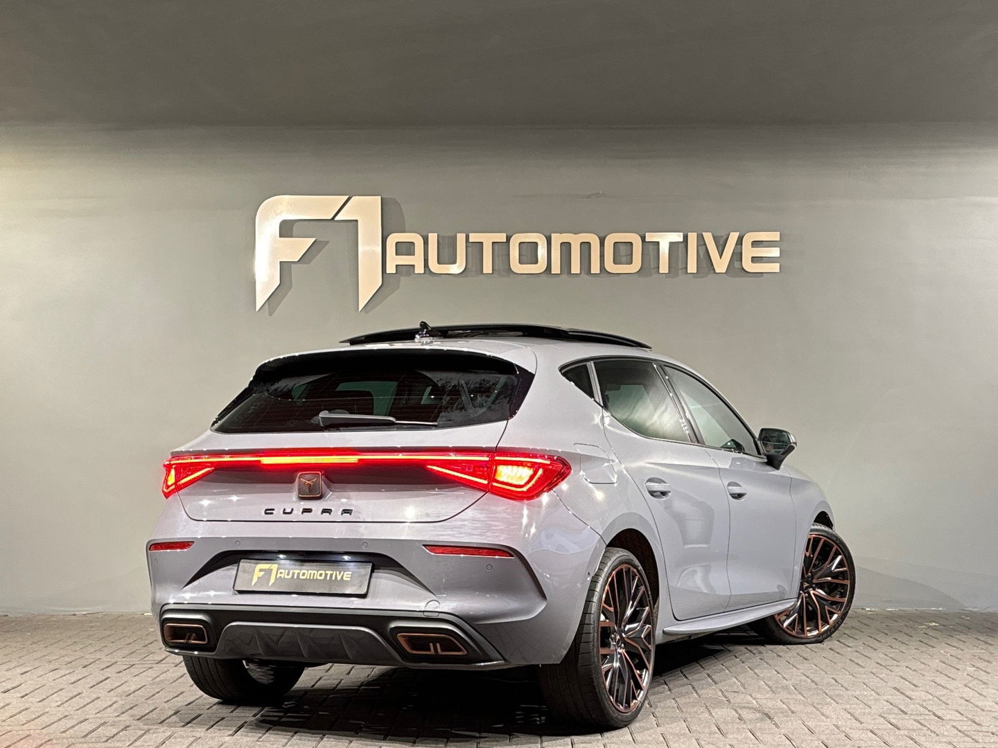 CUPRA Leon 1.4 e-Hybrid VZ Performance Copper Pano|Sfeer|VOL