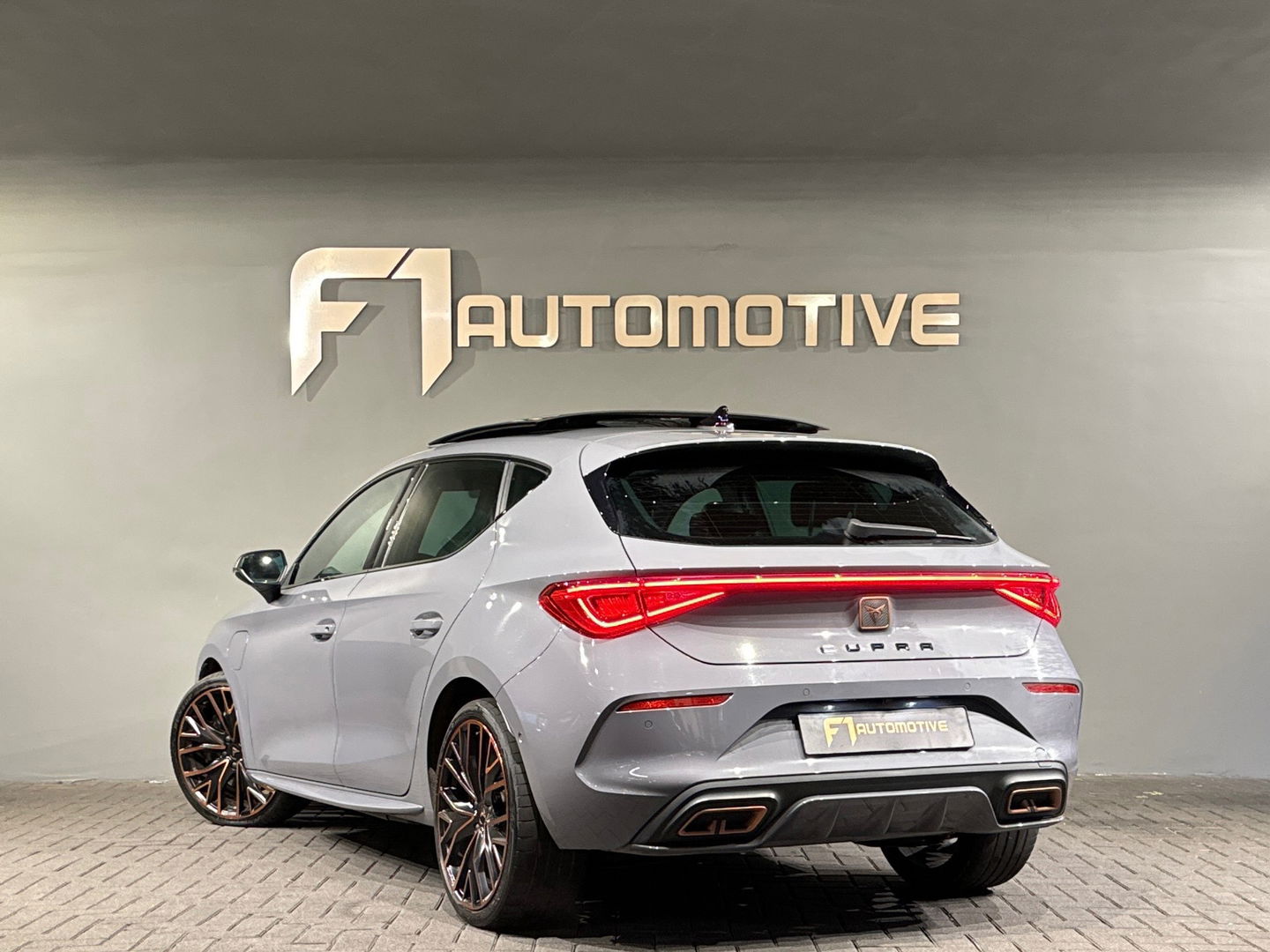 CUPRA Leon 1.4 e-Hybrid VZ Performance Copper Pano|Sfeer|VOL