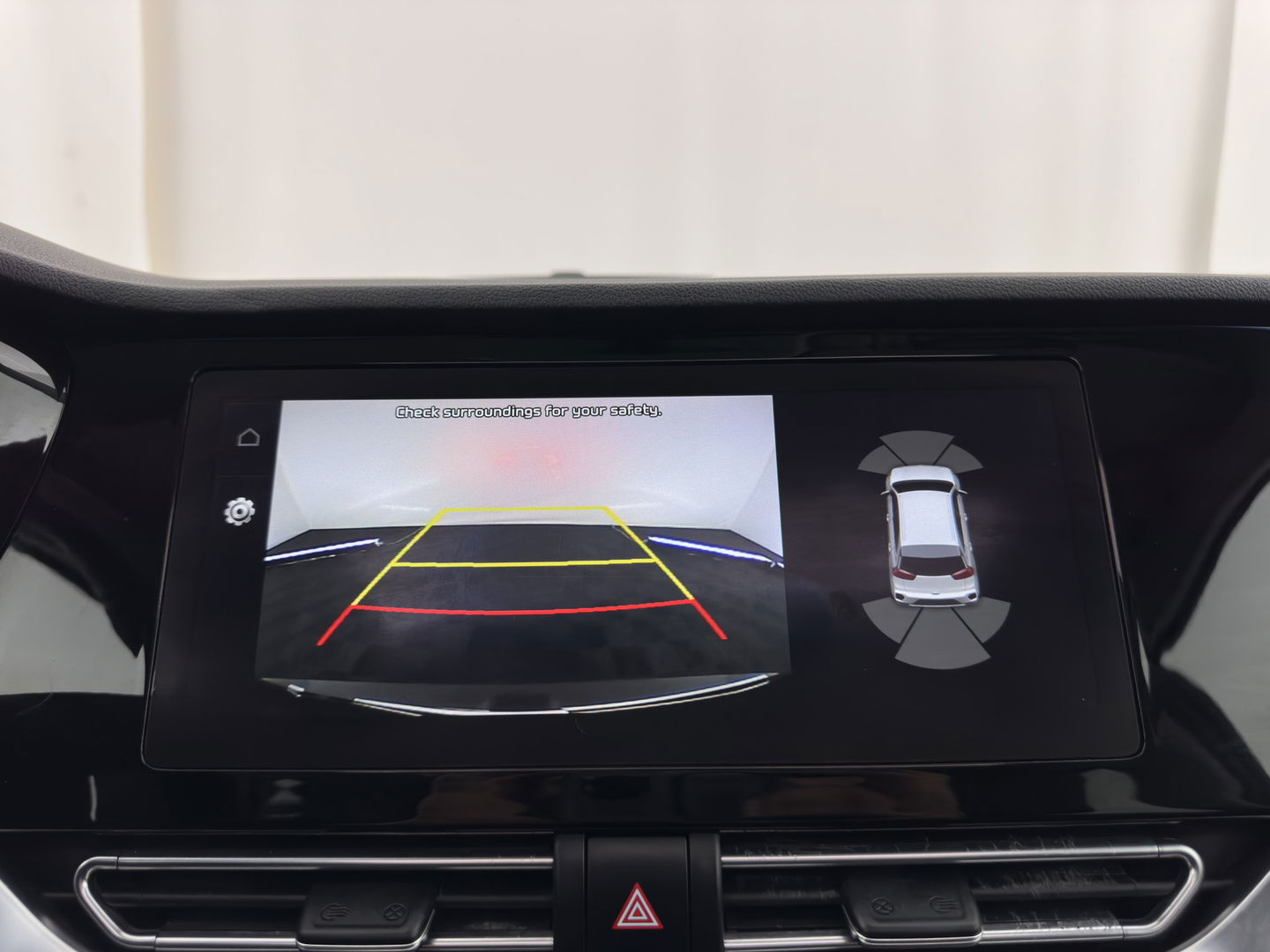 Kia e-Niro ExecutiveLine 64 kWh [ 3-Fase ] {SOH-100%} (INCL-BTW) Aut. *PANO | LUXURY-LEATHER | JBL-AUDIO | FULL-LED | NAVI-FULLMAP | DAB | ADAPTIVE-CRUISE | CAMERA | MEMORY-PACK | LANE-ASSIST | CCS-FASTLOADER | KEYLESS | DIGI-COCKPIT | 17"ALU*