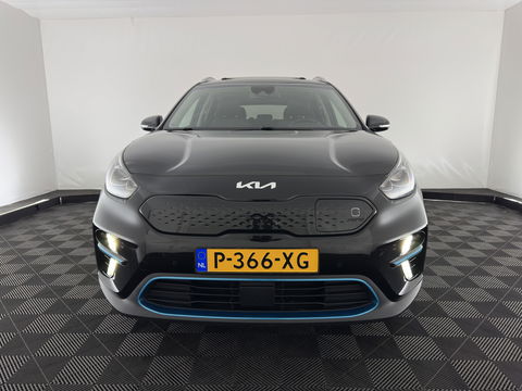Kia e-Niro ExecutiveLine 64 kWh [ 3-Fase ] {SOH-100%} (INCL-BTW) Aut. *PANO | LUXURY-LEATHER | JBL-AUDIO | FULL-LED | NAVI-FULLMAP | DAB | ADAPTIVE-CRUISE | CAMERA | MEMORY-PACK | LANE-ASSIST | CCS-FASTLOADER | KEYLESS | DIGI-COCKPIT | 17"ALU*
