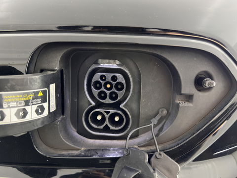 Kia e-Niro ExecutiveLine 64 kWh [ 3-Fase ] {SOH-100%} (INCL-BTW) Aut. *PANO | LUXURY-LEATHER | JBL-AUDIO | FULL-LED | NAVI-FULLMAP | DAB | ADAPTIVE-CRUISE | CAMERA | MEMORY-PACK | LANE-ASSIST | CCS-FASTLOADER | KEYLESS | DIGI-COCKPIT | 17"ALU*