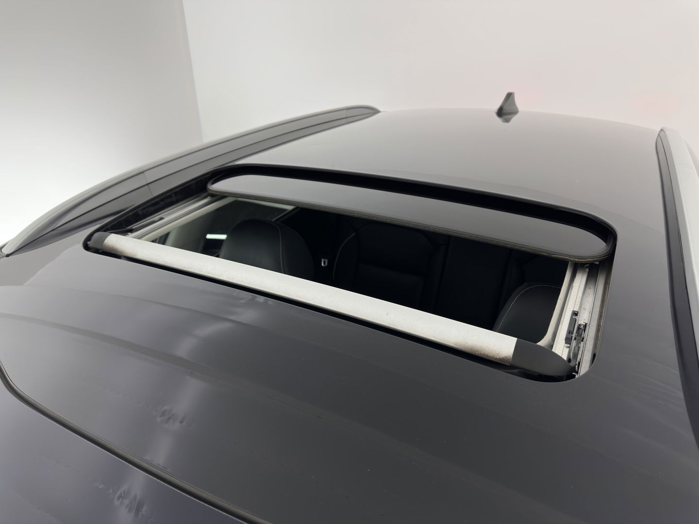 Kia e-Niro ExecutiveLine 64 kWh [ 3-Fase ] {SOH-100%} (INCL-BTW) Aut. *PANO | LUXURY-LEATHER | JBL-AUDIO | FULL-LED | NAVI-FULLMAP | DAB | ADAPTIVE-CRUISE | CAMERA | MEMORY-PACK | LANE-ASSIST | CCS-FASTLOADER | KEYLESS | DIGI-COCKPIT | 17"ALU*