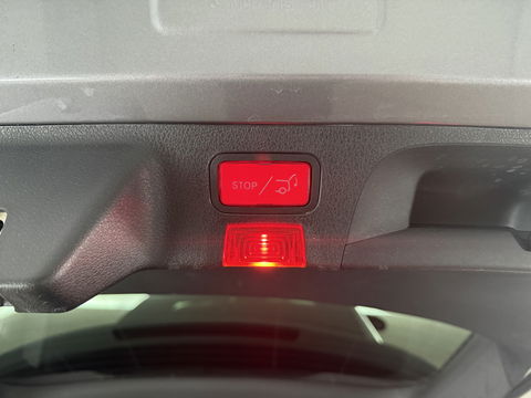 Mercedes-Benz CLA-Klasse 180 AMG | Pano | LED | Trekhaak | Virtual | Camera | Carplay | Cruise