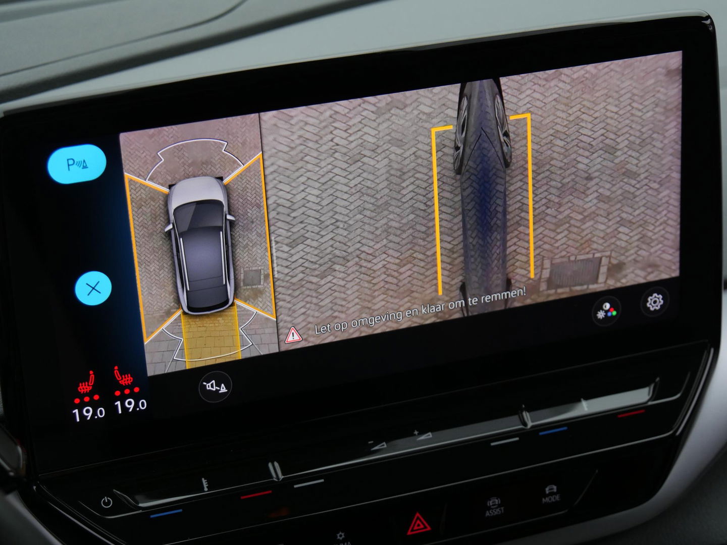 Volkswagen ID.4 1ST MAX77kWh/ PANORAMADAK/ 360°CAMERA/ ELEKT. KLEP/ HEAD-UP/ ERGO STOELEN