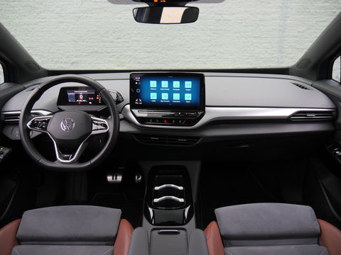 Volkswagen ID.4 1ST MAX77kWh/ PANORAMADAK/ 360°CAMERA/ ELEKT. KLEP/ HEAD-UP/ ERGO STOELEN
