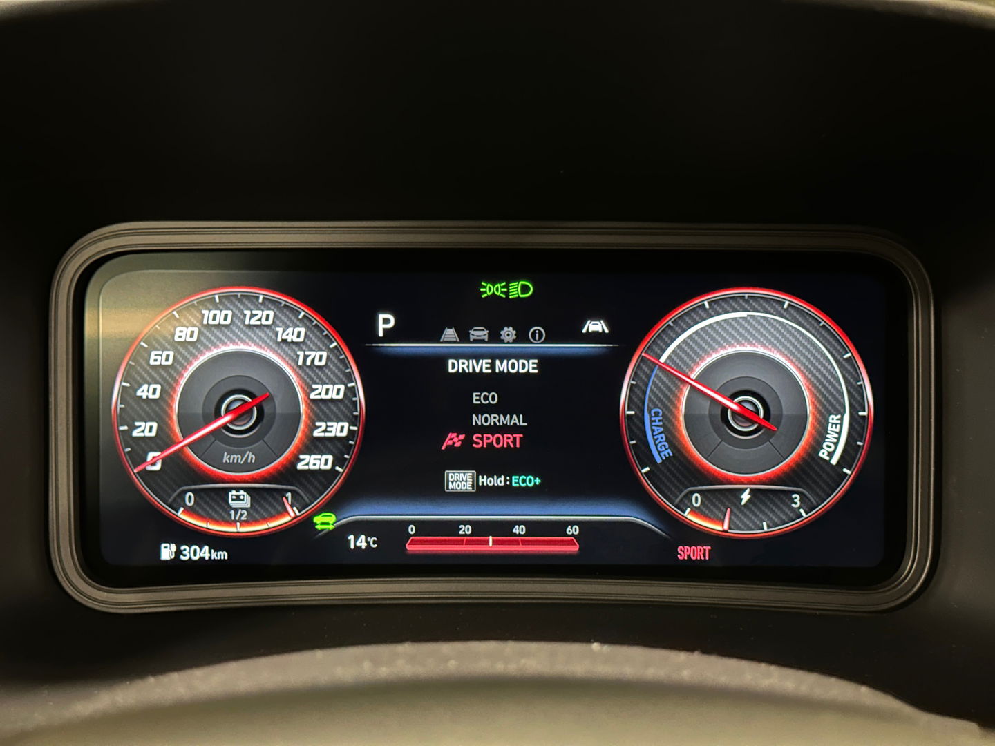 Hyundai KONA EV Comfort Smart 39 kWh | Parkeersensoren | Cruise Control | Achteruitrijcamera | Apple Carplay | Android Auto | Stoel/Stuurverwarming | Keyless | DAB | Airconditioning