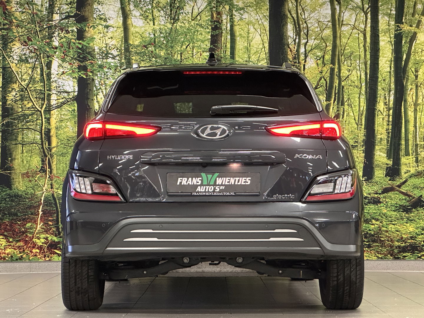 Hyundai KONA EV Comfort Smart 39 kWh | Parkeersensoren | Cruise Control | Achteruitrijcamera | Apple Carplay | Android Auto | Stoel/Stuurverwarming | Keyless | DAB | Airconditioning