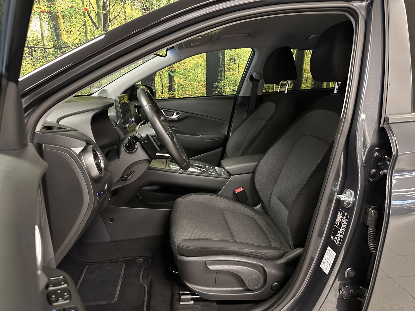 Hyundai KONA EV Comfort Smart 39 kWh | Parkeersensoren | Cruise Control | Achteruitrijcamera | Apple Carplay | Android Auto | Stoel/Stuurverwarming | Keyless | DAB | Airconditioning