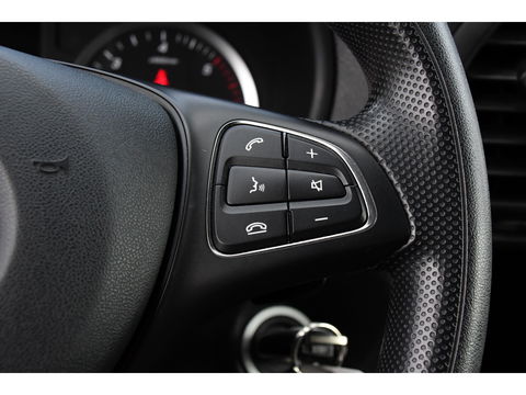 Mercedes-Benz Vito 119 CDI L2 DC Black Edition Camera, Cruise, LED, Carplay, Automaat, Stoelverwarming, 190pk, Trekhaak, Uniek!